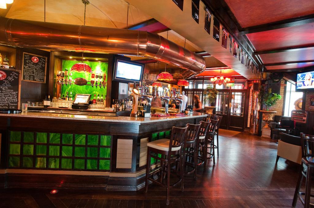 Carnegie Court Hotel Swords Buitenkant foto
