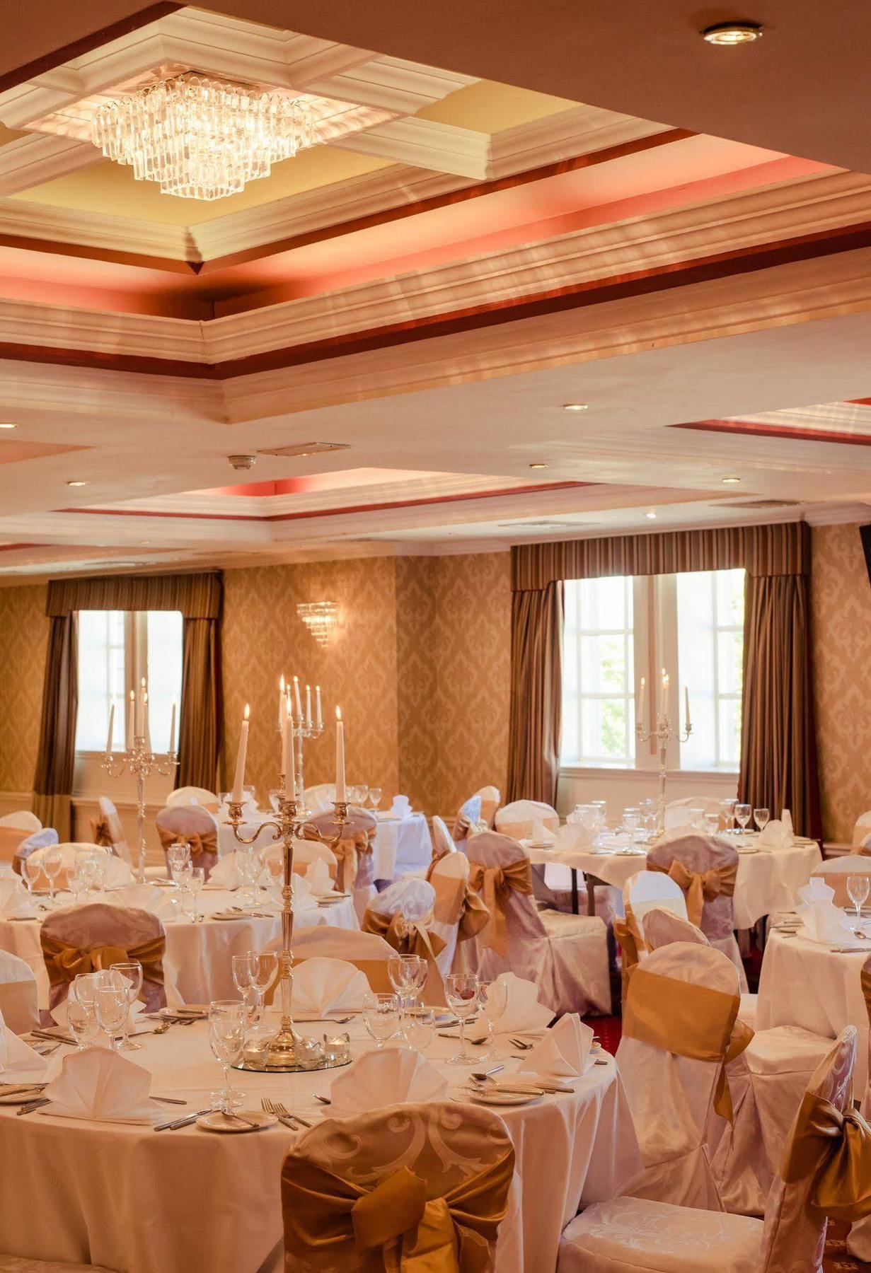 Carnegie Court Hotel Swords Buitenkant foto